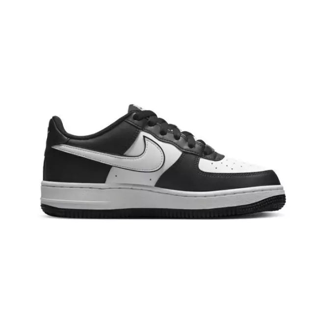 "Air Force 1 PANDA Preto Branco"